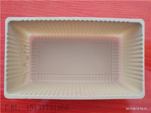 鑫鑫生產(chǎn)吸塑托盤不抄捷徑，實打?qū)? width=